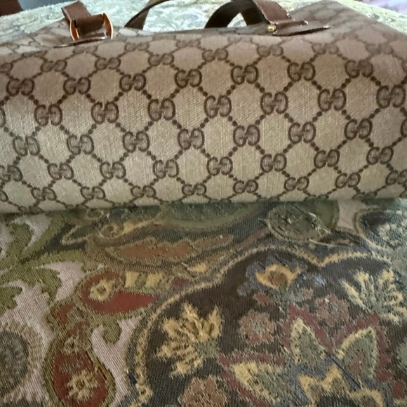 Vintage Gucci Tan and Brown Monogram Shoulder Bag - Picture 5 of 12